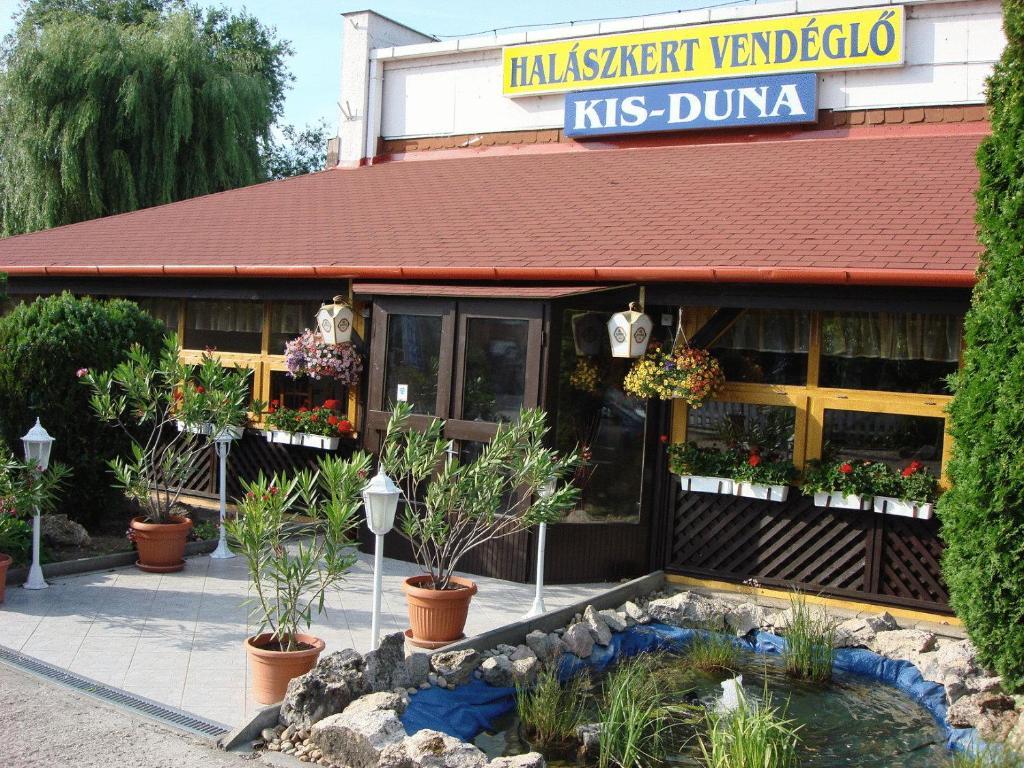 Kis-Duna Motel&Camping Mosonmagyaróvár Exterior foto